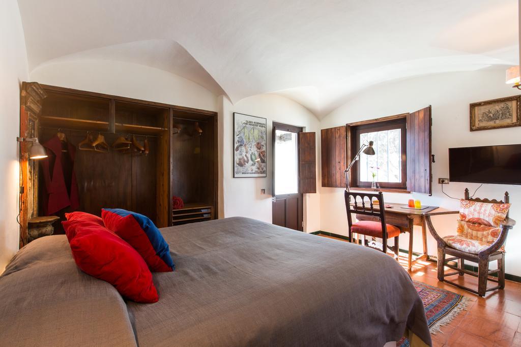 Guest house Torre De Maneys